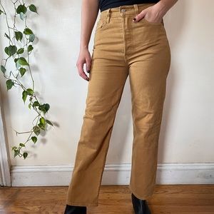 Levi’s Ribcage Straight Jean